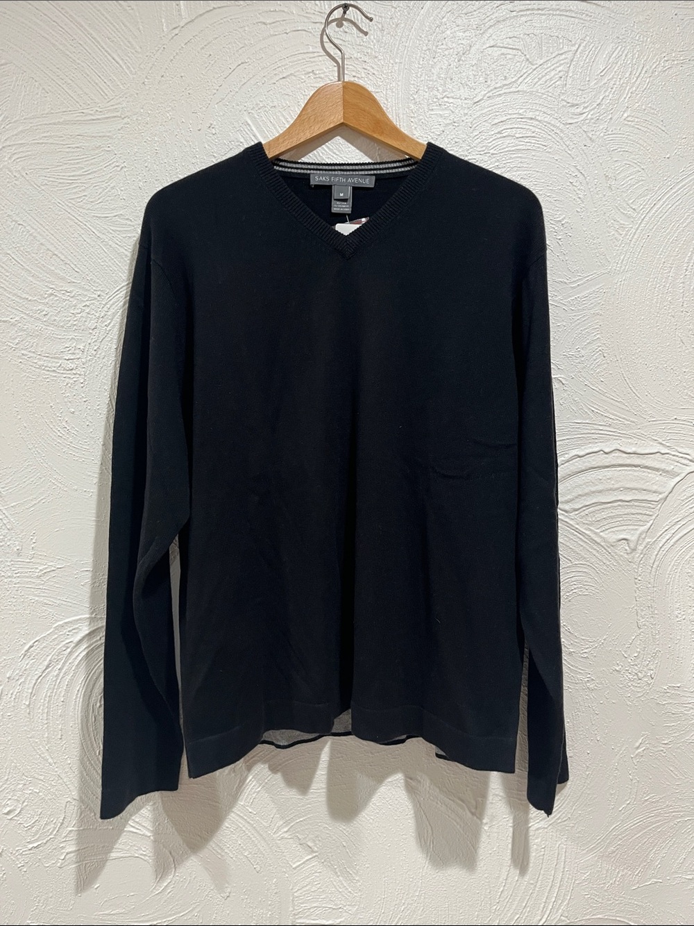 Saks Fifth Avenue Black V-Neck Long-Sleeve Sweater silk cashmere quiet luxury